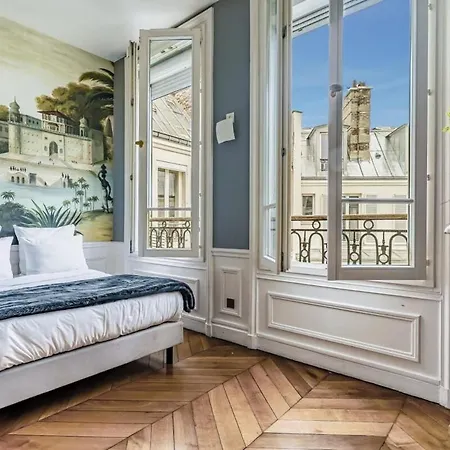 Luxurious Penthouse Close To Champs Elysees And Front Of Eiffel Tower In Heart Of 8 Appartamento Parigi