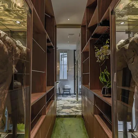 Luxurious Penthouse Close To Champs Elysees And Front Of Eiffel Tower In Heart Of 8 Paris